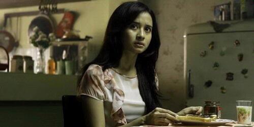 Aktor_FILM's tweet photo. Laudya Chintya Bella (Belenggu) #NominasiPemeranUtamaWanita #IMA2013. Selamat @bellaudya829 http://t.co/5PxEyjVRWB