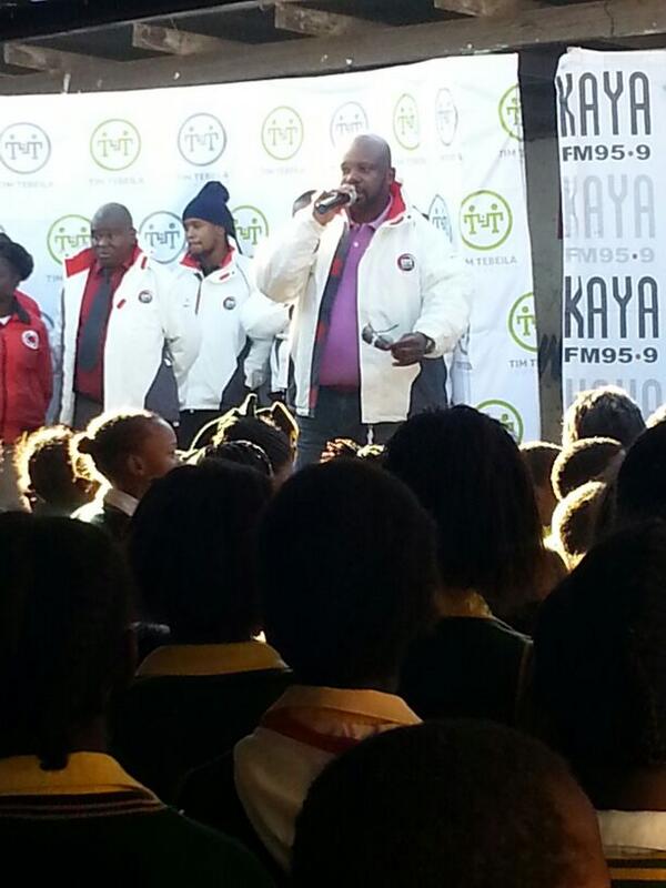 KayaON959's tweet photo. @GregMaloka addressing the learners at #Mvelaphanda #KAYAFMWinterCampaign http://t.co/gNDrk6m5lB