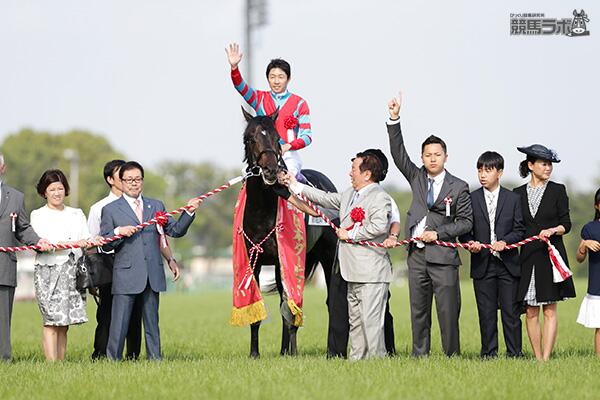 競馬ラボ キズナの口取り写真です Http T Co Kf3ljkzt4a Twitter