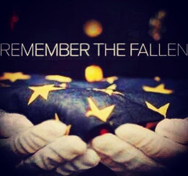 PIFCMU's tweet image. American Soldiers sacrifice their lives for the ultimate #PayItForward Today, we honor them. #ThankYouSoldiers