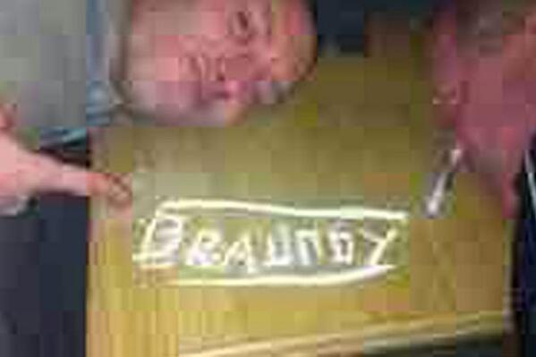 WeirdBritNews's tweet photo. Drug smuggler in [Rochdale] caught after writing his name out with Cocaine for a photo: http://t.co/dtMkHdoamP PHOTO: http://t.co/XbuknKc2aB