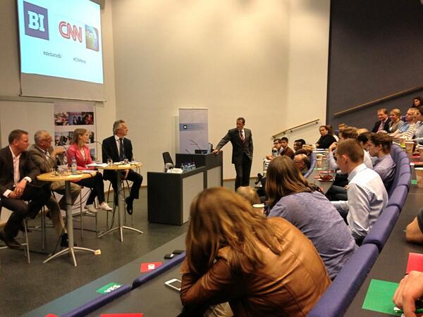 didrikskod's tweet photo. Spennende debatt om #EU på @HandelshoyskBI #debatebi #CNNno http://t.co/cGMUGwtMxo