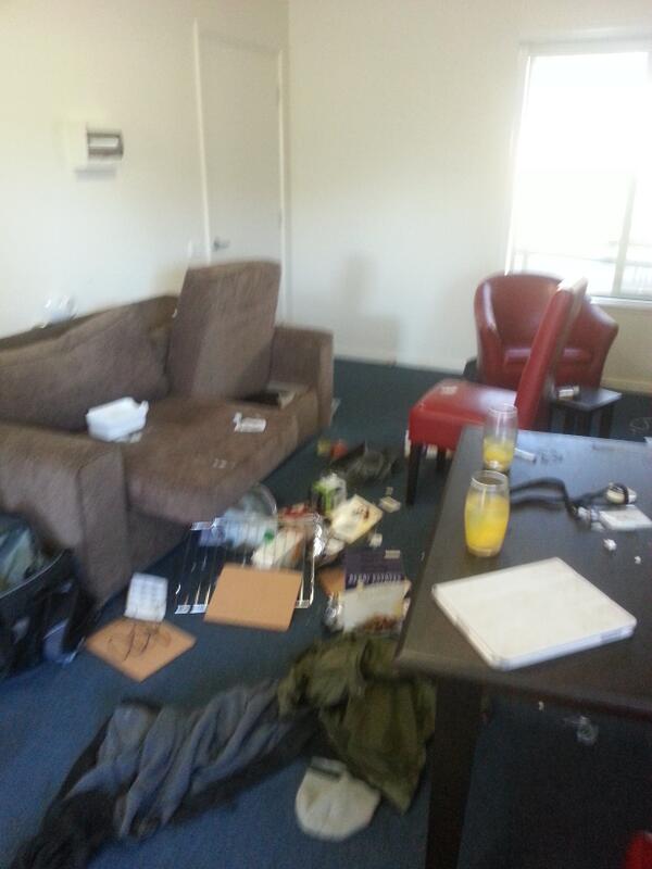 ellasmall122's tweet photo. wtf happened last night? http://t.co/GIEpNmkMik