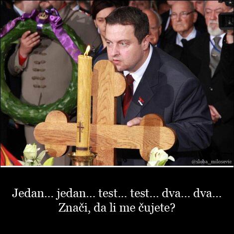 BLRnplSCIAAdItz.jpg