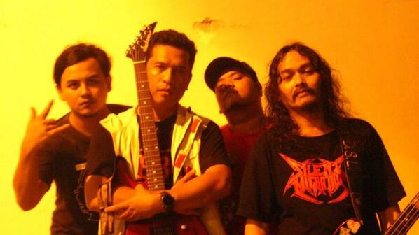 silentmigration (@silentmgration) on Twitter photo 