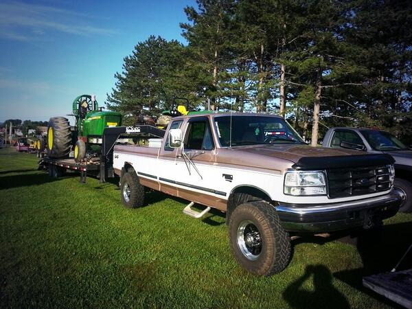 DieselAllDay's tweet photo. Sweet obs and John Deere http://t.co/OqINdjYU2D