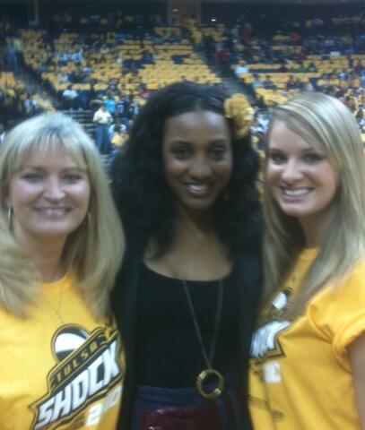 kelgabriel's tweet photo. @candicewiggins 3 years ago you were here for the FIRST EVER opening night @tulsashock.  WELCOME to #SHOCKNATION! http://t.co/ze4ImVX8CE