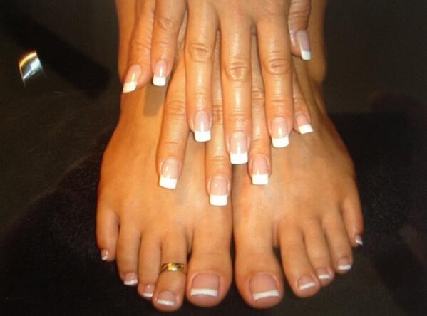 Cuckoldress_'s tweet photo. Got my nails and toes done the other day. Loving them!! http://t.co/kQUwEs8Unw