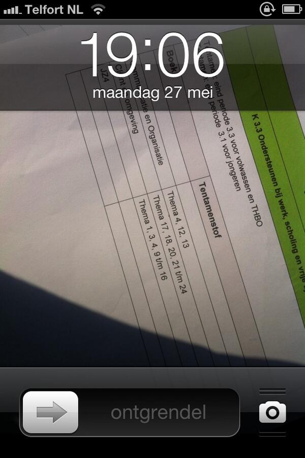 xCherrenn's tweet photo. ik wil niet meer leren. ik wil morgen gewoon die toets halen ? http://t.co/7I75ZuxtLs