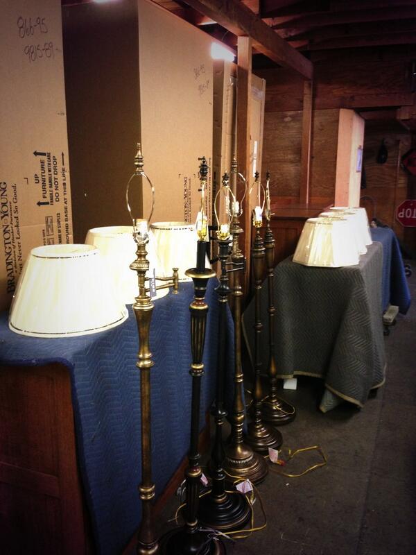 ryanfedde's tweet image. Nothing like building some lamps on a Monday morning #feddes #furniture #notoverpriced #work