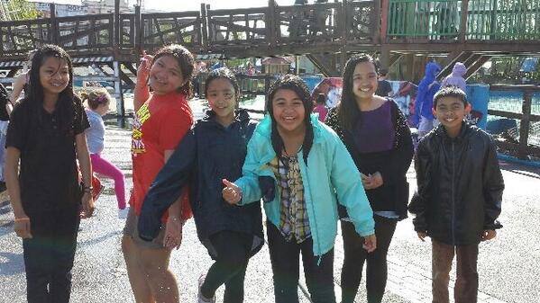 Cassandra0526's tweet photo. Got soaking wet in tidal wave http://t.co/au7FeG9zFE
