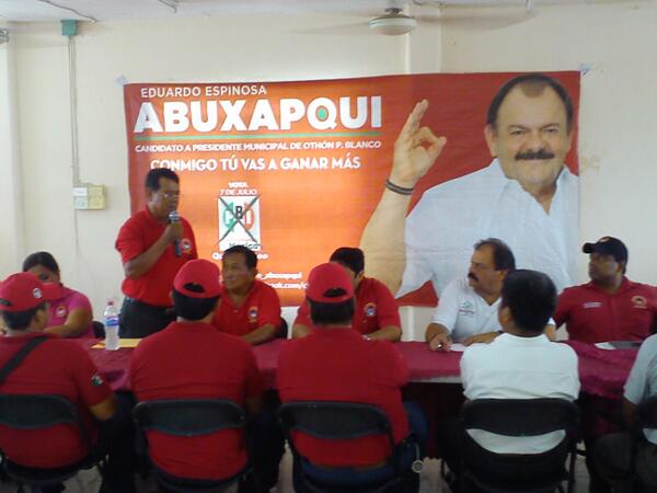 CTM_OPB's tweet photo. Con nuestro amigo Eduardo Espinosa@e_abuxapqui en la CTM @RafaelBeltran17 @ArletMolgoraG @JAVYELEN @CTMCozumel http://t.co/cj6FvqkbYH