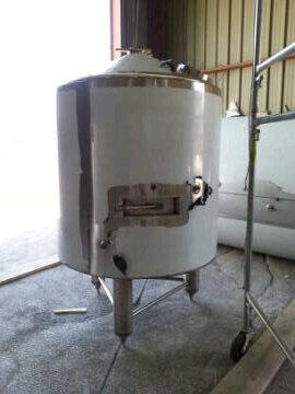 BlockThree's tweet photo. Our brew kettle being built courtesy of our friends at Criveller! #closertobrewing http://t.co/PR1l97jDaF