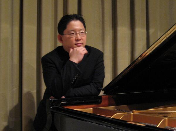 Member of Jury at the "Euterpe international music competition" in Italy. 
Euterpe 국제음악콩쿨 심사위원 (5월 29일-6월 2일)