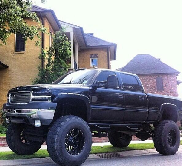 _LiftedTrucks_'s tweet image. #GMC