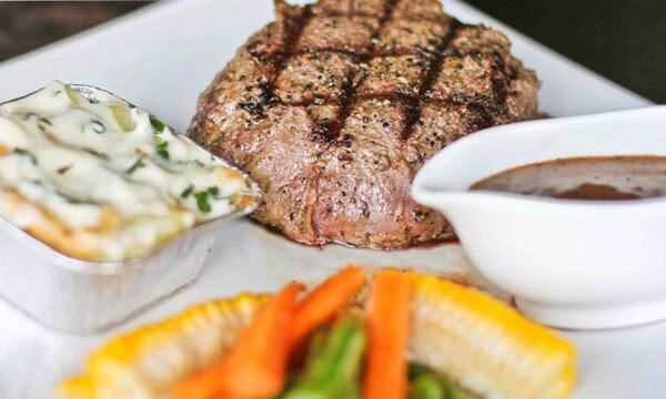 A great lunch can brighten up your day.. like this MTB tenderloin steak! Yumm :9