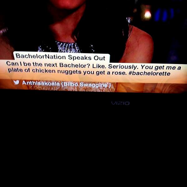 mulanlover's tweet image. Was anyone else reading the tweets at the bottom? I lol'ed so hard at this one. #thebachelorette 😂 #stillam