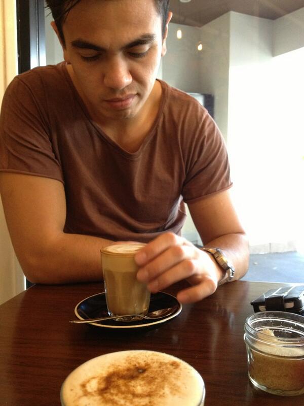 gemm_xxx's tweet photo. Oh hey! Cutest cutie @chicko1623 http://t.co/nC7KG3TLLA
