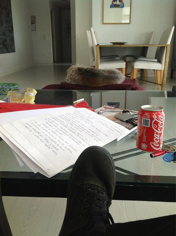 bertapocovi's tweet photo. De studing en casa de las sagúes @anasague @Merisague24 el blassu sobándola http://t.co/1oyeXB3oJi