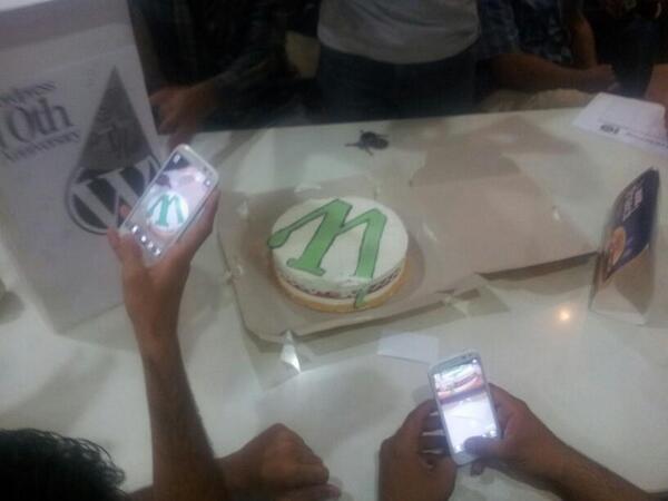 WPLahore's tweet photo. #wp10 Cake in Lahore Pakistan http://t.co/anZ38z9NbK