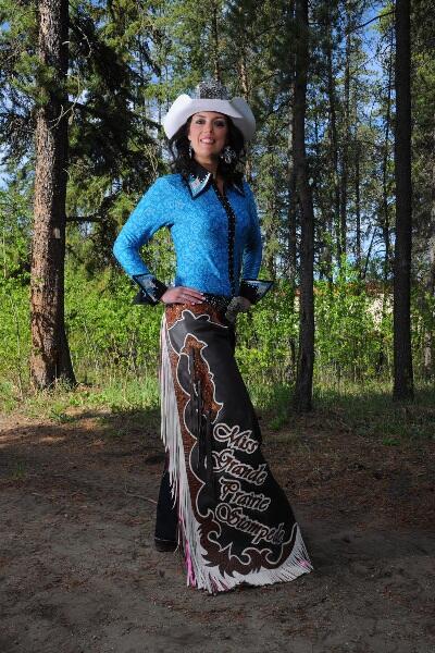 PaulPluggedIn's tweet image. Miss Stompede Amy Foisy takes over Paul&amp;amp;Pike show to kick off #Stompede &amp;amp; you'll meet new 2013 Miss Stompede #Q99Live