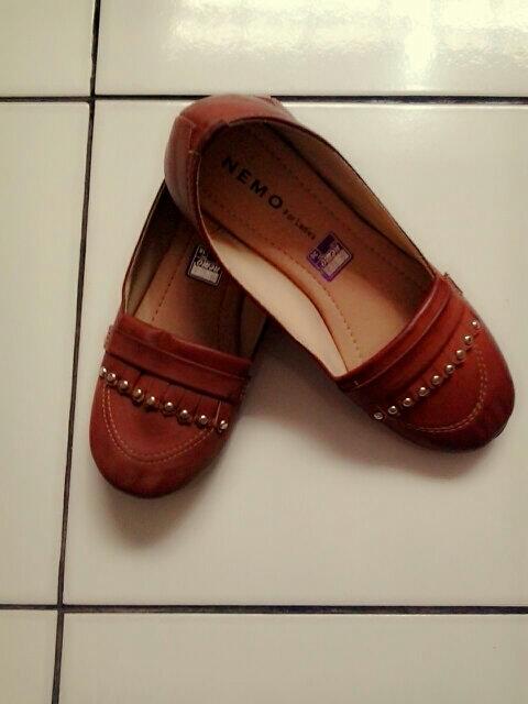 allshopku's tweet photo. Brown Vintage Flat Shoes size 36 IDR 25k. Grab fasssttt sistah :') 081325977909 http://t.co/ng8mIDSNc7