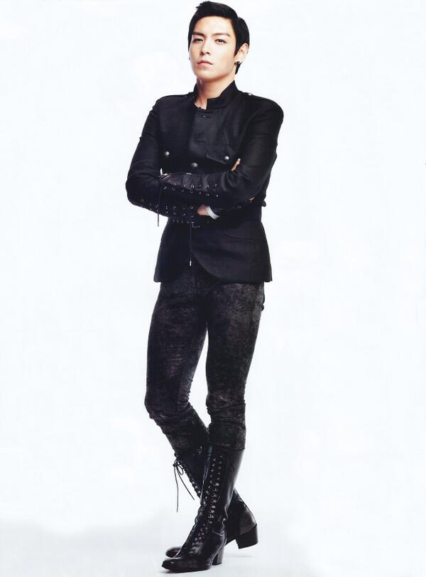 TOP full body potrait