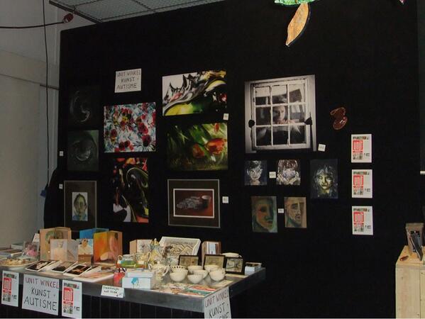 unitacademie's tweet photo. Kunstwerken vd UNIT Werkplaats  27,28 en 29 mei op de Beleef Koffie &amp; Theebeurs 2013 in de EXPO Hal in Houten. http://t.co/KzKy5eZO7i