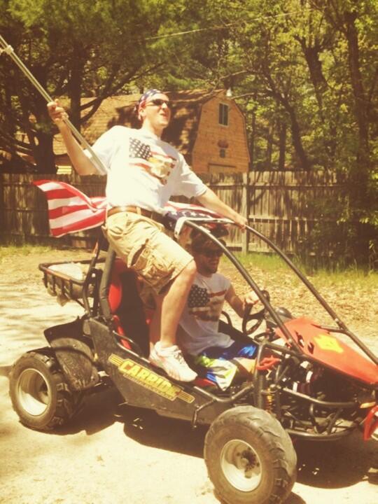 Merica_ChiveOn tweet picture