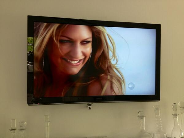 jesmacallan's tweet photo. β@BrettGlam: It's starting... @jesmacallan http://t.co/HqfGXJxWMyβ oh my god I love you!!! #fancytv #freezeframe