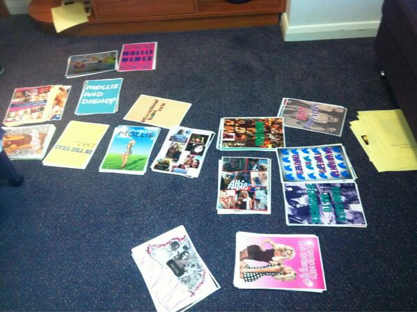 clairexhodgkins's tweet image. all sectioned up! @molliebdaybook @TheSatsCoUk @marvelousmollie @FrollieFanatic @LeahTeamMollie @JodieTeamMollie