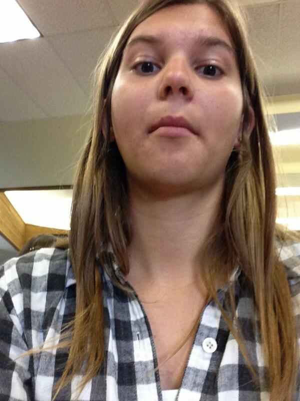 Lisajensen123's tweet photo. Coming at ya from the library #lunch #davesbread #yum #oldies http://t.co/HWaXuQnRmz