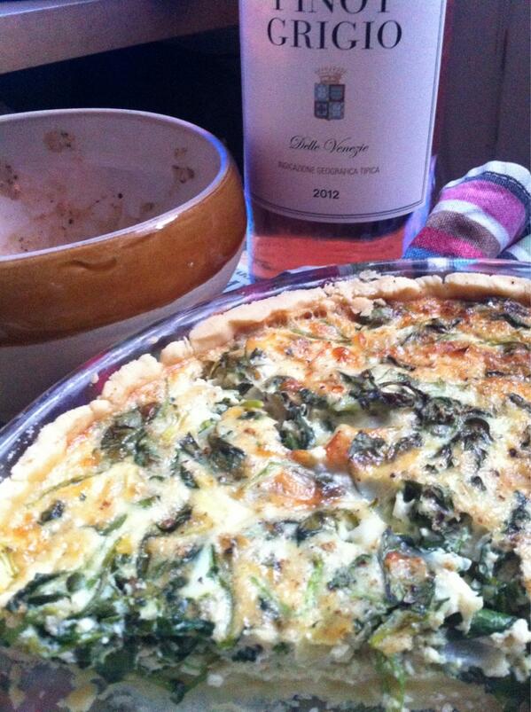 KupKakeKT's tweet photo. Goats cheese and watercress quiche #glutenfree! Yum! http://t.co/gkJApGB3mQ