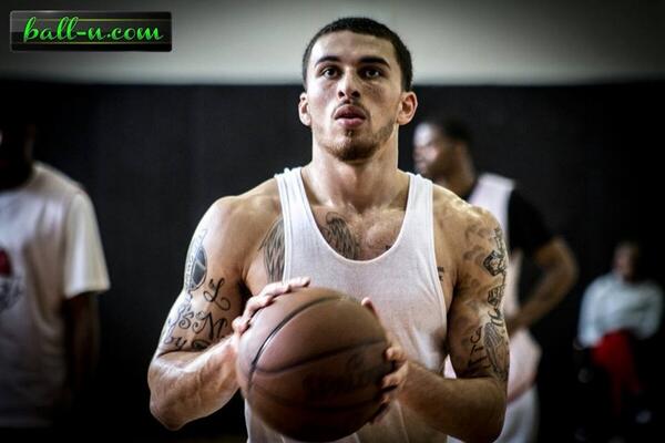 TheNatural_05's tweet photo. #RipTheCut pic http://t.co/erwNcK9K6a