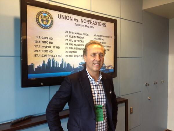 Neil_Holloway's tweet photo. El presidente ready for game http://t.co/Ot5jZyZ5AQ