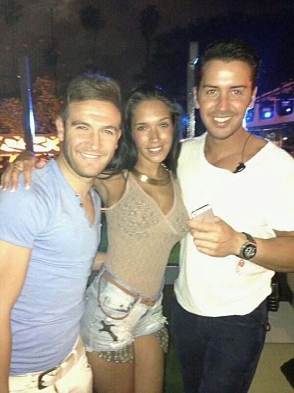 BLYwTm0CQAA4g3t.jpg:large