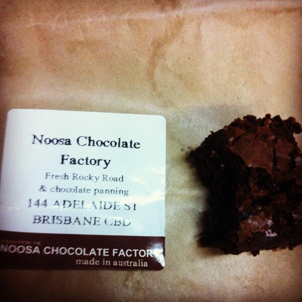 _amberatkinson's tweet photo. Market day is the best day of the week! #chocolate #brownie #happiness http://t.co/a5t0LdgBuC