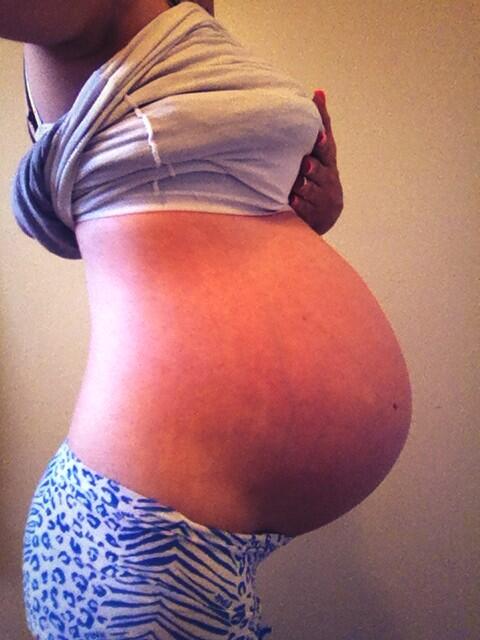 ShelbyMegu's tweet photo. Ermergerd giving birth in less than 3 weeks freaking out! #pregnant #37weeks http://t.co/2ofR51Q61w