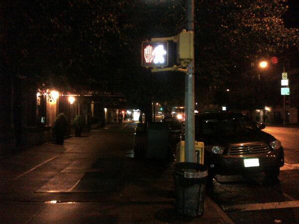 violet_vardaman's tweet image. "@KChenoweth: I dont understand this crosswalk sign. #stopGo? http://t.co/T7PMMNqFQj" MAYBE IT MEANS HURRY! LOL