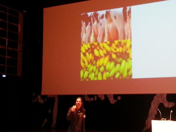 TahaYasseri's tweet image. @cesifoti says culture is whatever we do but we don't have to. #NetSci13.