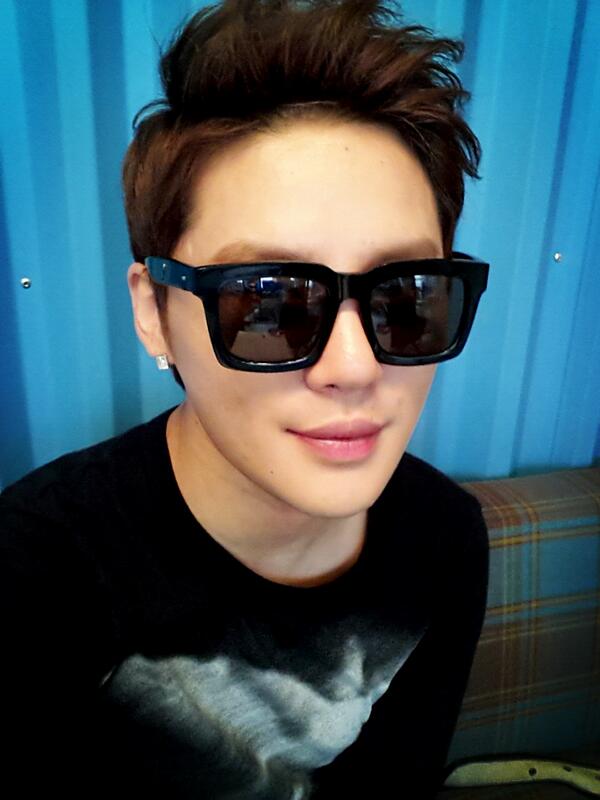 1215thexiahtic's tweet photo. 오랫만에 뮤지컬 봤어요^^ㅎㅎ
지저스 오브 크라이스트! 뭉클뭉클!!오랫만에 밖에 나와서 커피숍들려 한컷!ㅎ모두 잘 지내죠? http://t.co/VdU5Q4EUAy