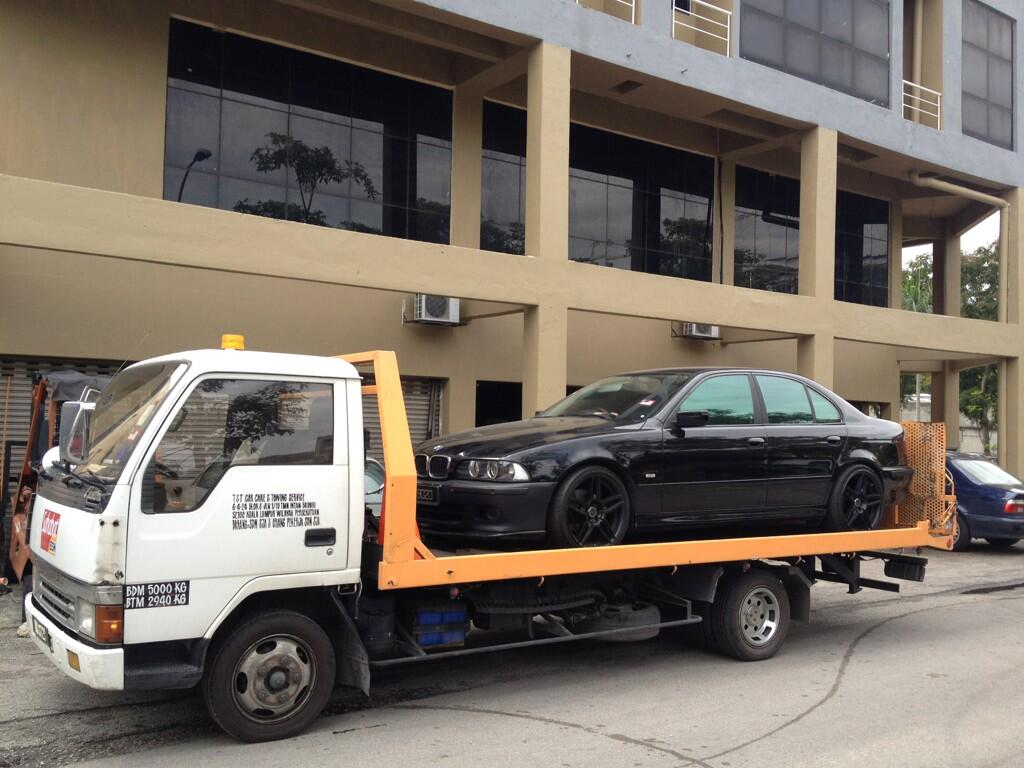 BLaI1JiCcAAvwj_.jpg:large