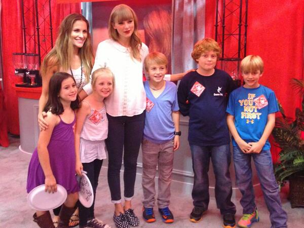 Emily Robison with Taylor Swift, her children, and their friends