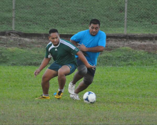 SamoaFootball's tweet photo. 12 fantastic teams turned up tonight for their second games of the #business #house #league @JSBlatterComplex #Samoa http://t.co/2z5c1Qnwya