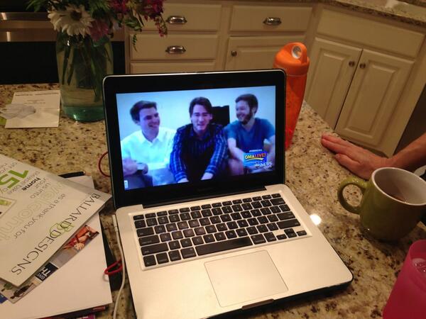 ElonBiltmore's tweet photo. #GoodMorningAmerica meets @ElonBiltmore http://t.co/sZgTrOS1mA