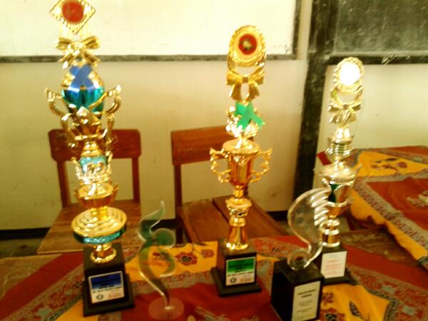 #kebonseni2013 Ruang Prestasi.. piala FootBall