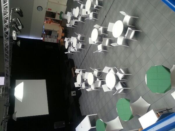 Dga bijeenkomst van <a href="/vandermost/">Hennie van der Most</a> bij <a href="/AchterkampBaak/">Achterkamp</a> inrichting en geluid verzorgd door <a href="/alfunevents/">Alfun Events</a>  en <a href="/ShowLineAV/">ShowLine</a>