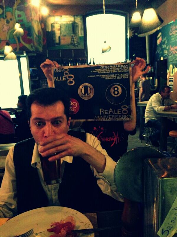 OpenBaladinRoma's tweet photo. La prima #ottoalleotto non poteva che essere sua! #mauricio @BirraDelBorgo http://t.co/GeqxnFopLL