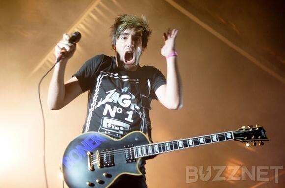 atf on twitter jack barakat dropped his mic stand on a
