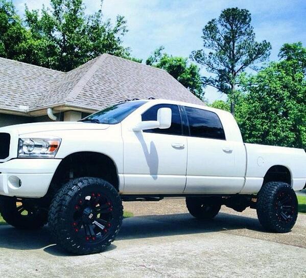 #TeamDodge tweet media